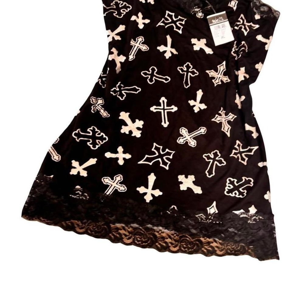DEADSTOCK Y2K MALL GOTH GRUNGE RUE21 CROSS LACE BLACK TANK XL NWT - Picture 3 of 6